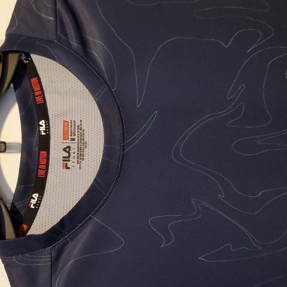 NWT FILA Sport Live In Motion Men's Provent Navy Blue Shirt - Size Medium - Picture 3 of 7